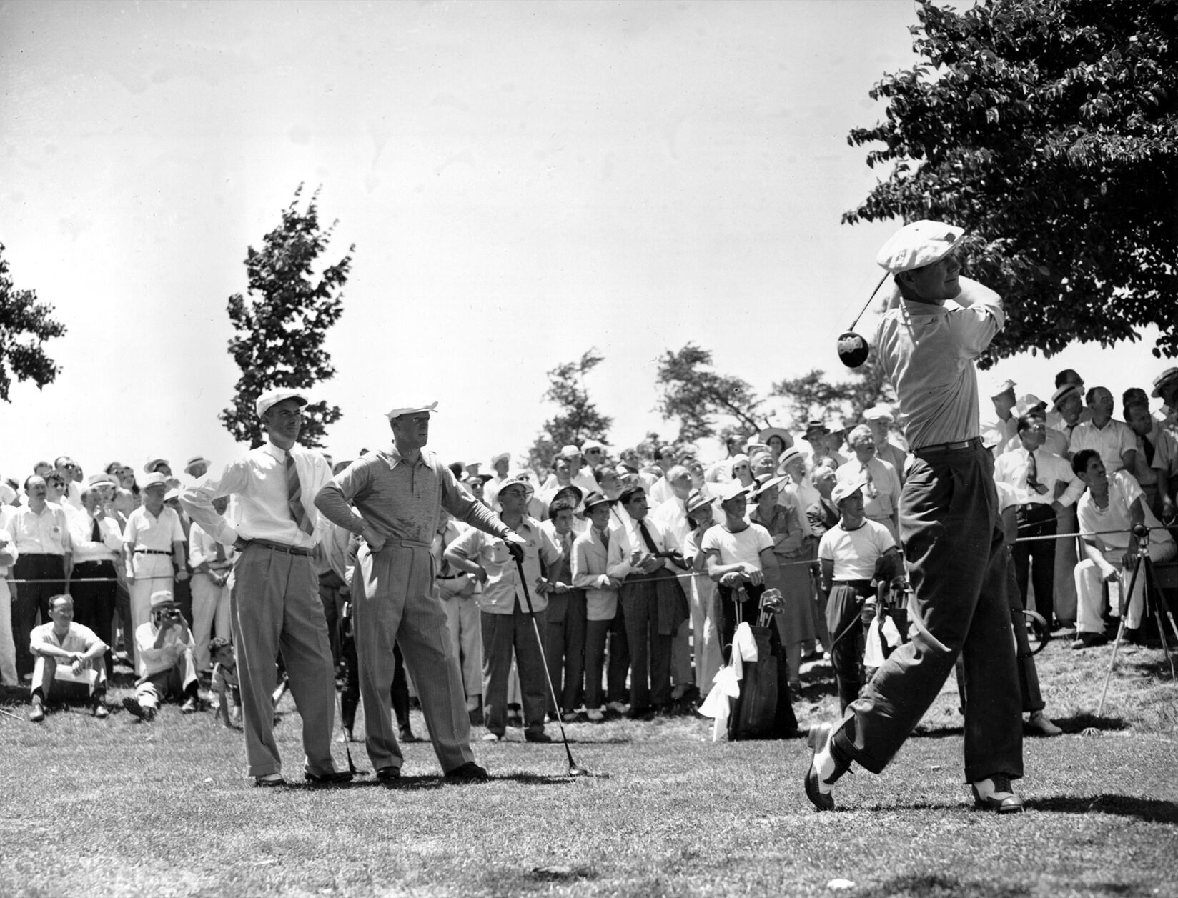 1939: Byron Nelson wins U.S. Open in 3-way playoff with Craig Wood, Denny Shute